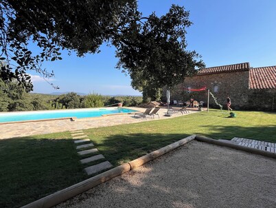 Mas Cévenol Isolé Dans un Écrin de Verdure, Avec Grande Piscine, 16 Couchages