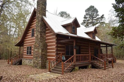 Mountain Fork River Cabin on 34 Acres 1 hr to Broken Bow and near UTV/ATV trails