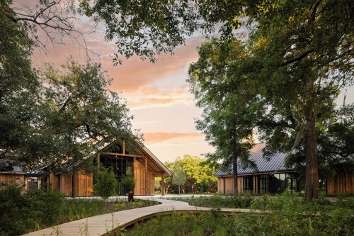 The Dunlin, Auberge Collection