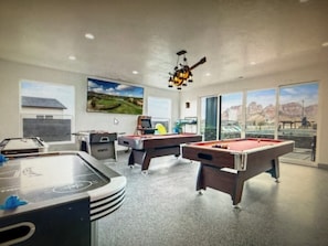 Spielezimmer
