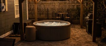 "Madison Manor II” | Hot Tub, Game Room, Movie Theater | 2 BR, 2½ Bath, Sleeps 8