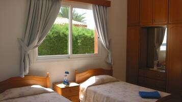 2 bedrooms, in-room safe, iron/ironing board, travel cot