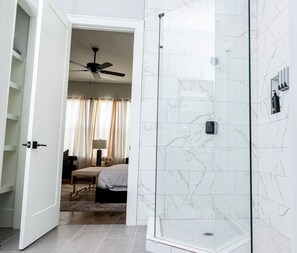Luxury Townhome | 3 bedrooms, iron/ironing board, free WiFi - Houston Lux Townhome (Houston)