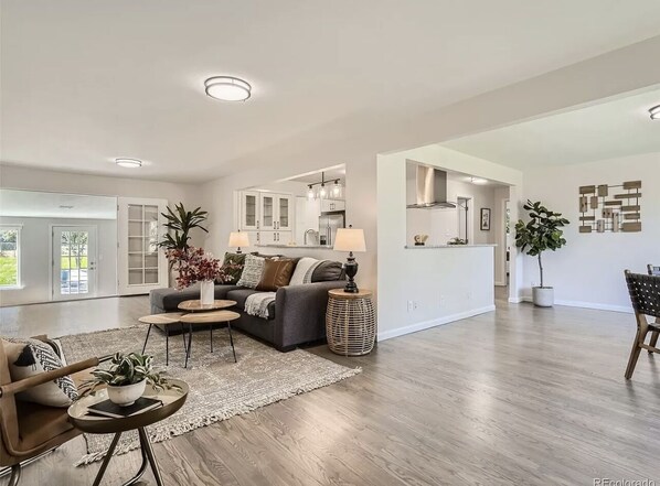 Living area - Sunny Retreat with all the Comforts of Home and More! (Lakewood)