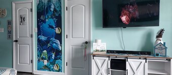 Beachy style, cut and comfortable. No pet FEE, 6 Guests