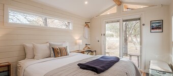 Rabbitbrush: Trail Access at Your Door