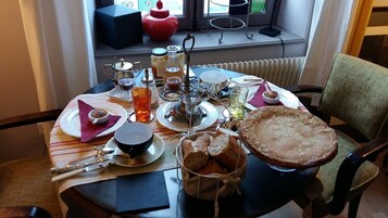 包含每日欧式早餐