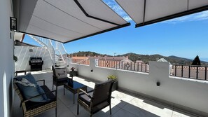 Terrace/patio - Comino Penthouse - Lovely penthouse with two terraces and amazing views (Cómpeta)