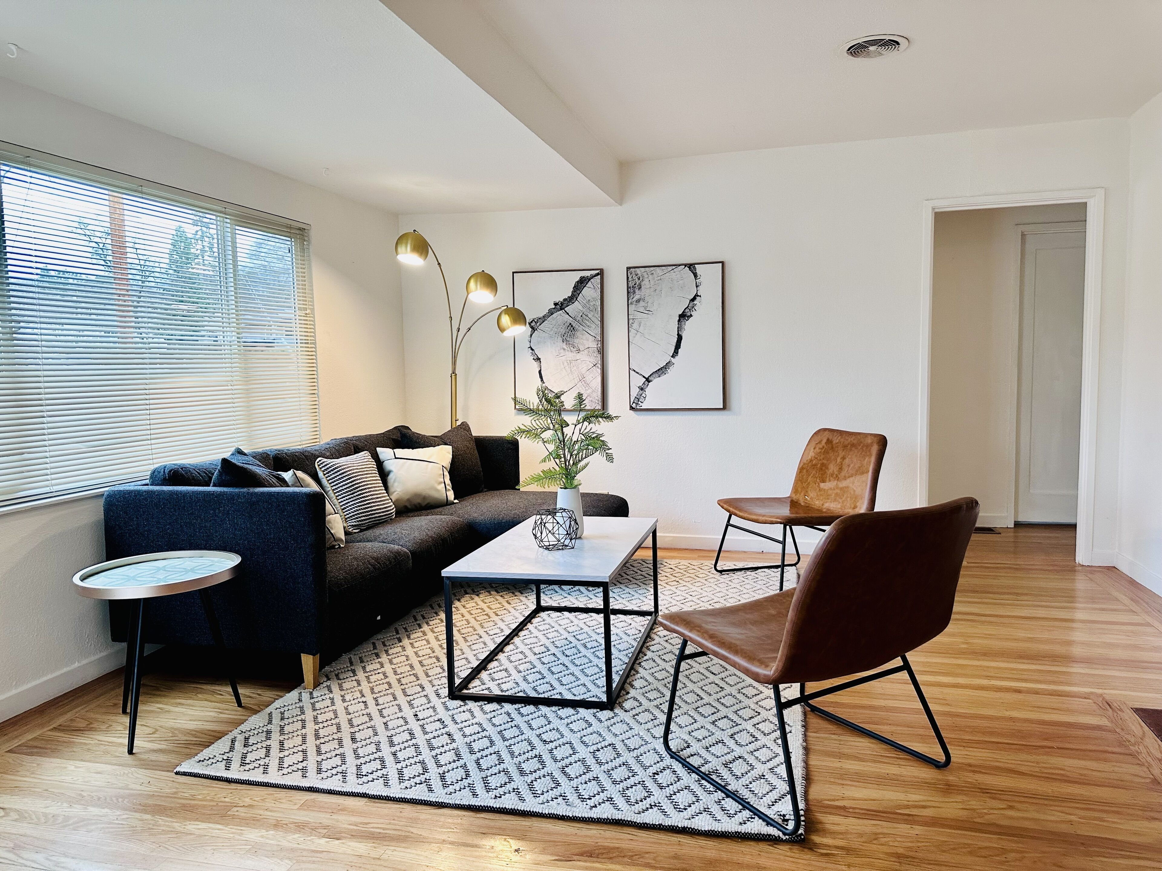 Cozy Three Bedroom Home on Cameo Acres
