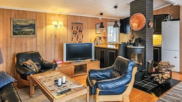 TV, lareira