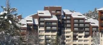 Studio Apartment 'Herbouilly' with Mountain View and Balcony