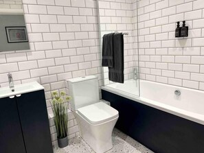 Hair dryer - Charming Period Apartment, Near Uni & Hospital, Parking (Reading)