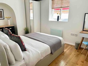 1 chambre, fer et planche à repasser, Wi-Fi, draps fournis