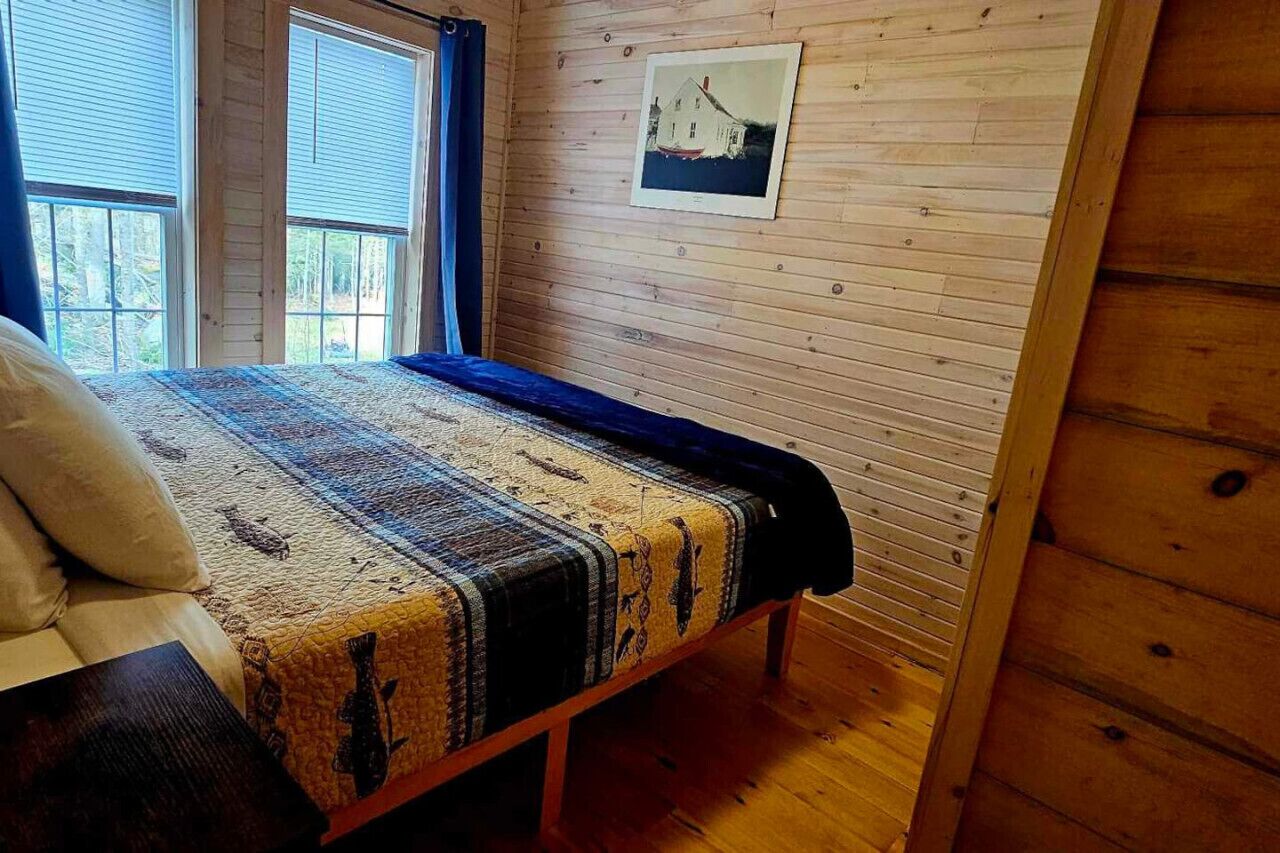 3 bedrooms, desk, free WiFi, bed sheets