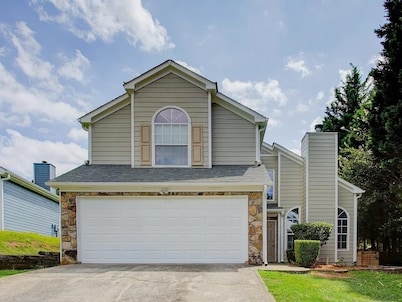 Pet Friendly Lovely Family Home