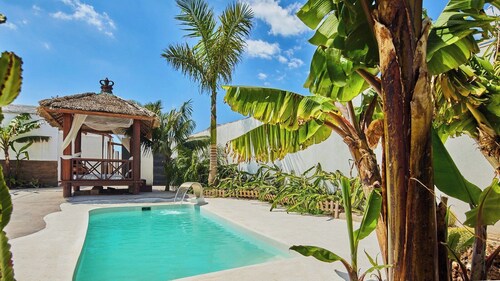 Villa Tailandia Chiclana de la Frontera by Ruralidays