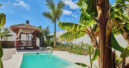 Villa Tailandia Chiclana de la Frontera by Ruralidays