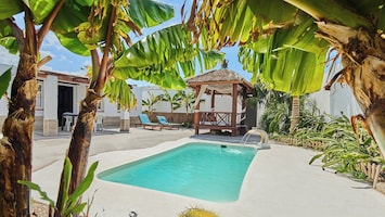 Villa Tailandia Chiclana de la Frontera by Ruralidays