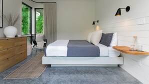 1 bedroom, iron/ironing board, WiFi (free), bed sheets