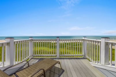 Peaceful coastal retreat with a beachfront view