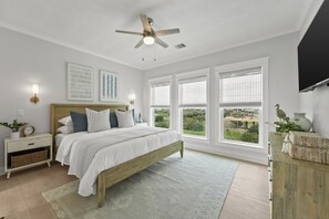 2 soverom, strykejern/-brett, reiseseng for barn og wi-fi