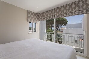 2 chambres, Wi-Fi gratuit, draps fournis