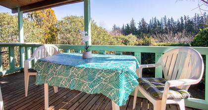 Chalet 'Joli' with Private Terrace, Wi-Fi and Air Conditioning
