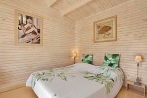 1 chambre, accès au Wi-Fi (inclus), literie fournie