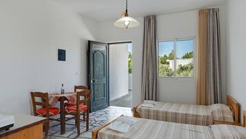 1 bedroom, iron/ironing board, free WiFi, bed sheets