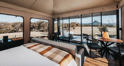 Glamping at Wildnest Farmstay - Honeyeater