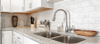 Cozy Fountain Square gem near Lucas Oil Stadium ! Pet-Friendly!