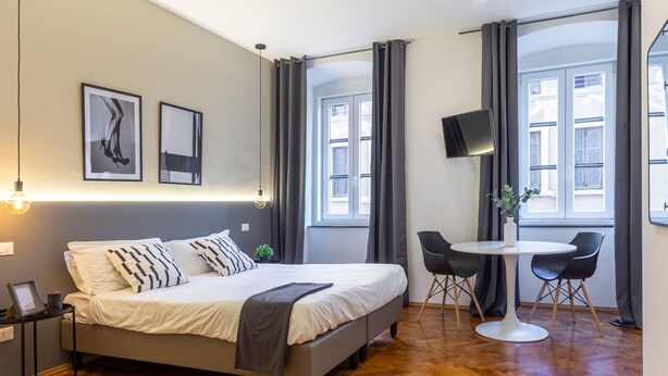 City Room | 1 bedroom, desk, laptop workspace, WiFi (free) - Ghiberti - Studio in the City Center (Trieste)