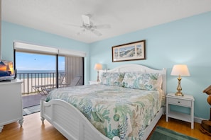 Room - 🌊 Panoramic Gulf Views & Soothing Coastal Vibes (St Pete Beach)