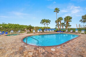 A heated pool - 🌊 Gulf-Front Comfort with Panoramic Views (St Pete Beach)