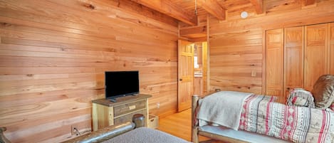 2 bedrooms, free WiFi, bed sheets