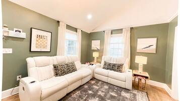 Televisor intel·ligent i llibres