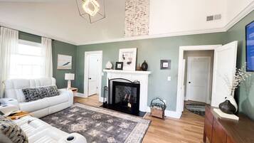 Televisor intel·ligent i llibres