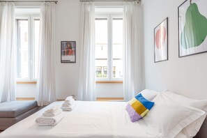 Iron/ironing board, free WiFi, bed sheets