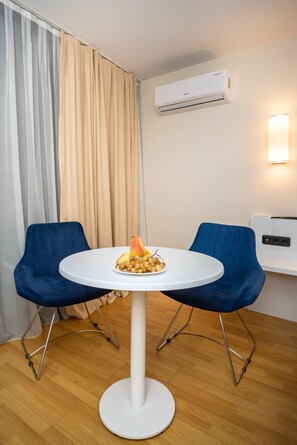 Iron/ironing board, free WiFi - ORBI CITY GE (Batumi)