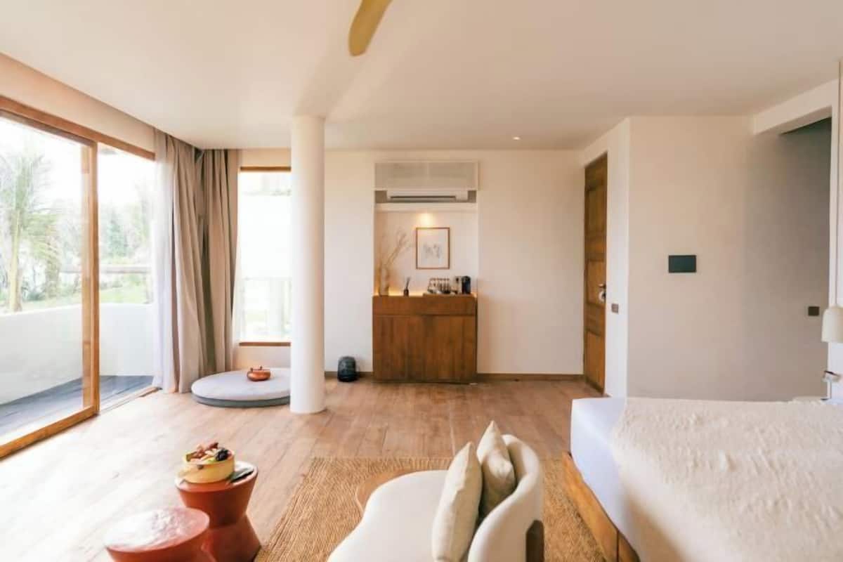 1 chambre, minibar, coffre-fort, bureau