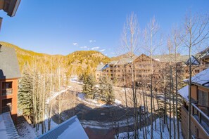 Apartamento superior, 1 habitación, balcón, vistas al complejo turístico (Springs 8880) | Vistas desde la habitación