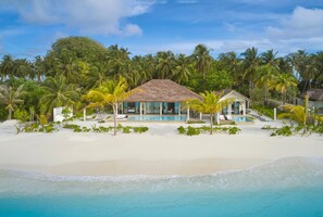 Two Bedroom Residence with Two Beach Pools | Egyptian cotton sheets, premium bedding, down comforters, pillowtop beds - Villa Haven Resort Maldives (Dhiffushi)