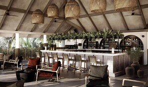 2 Bars/Lounges, Poolbar, Strandbar