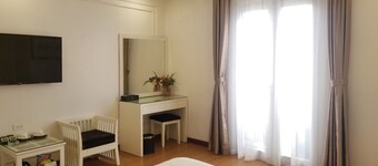 Lotus Hotel Van Phuc - by BayLuxury