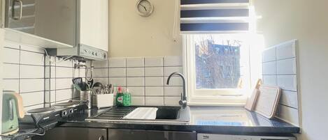 Fridge, microwave, stovetop, toaster