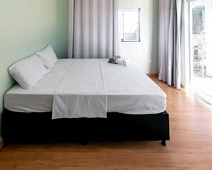 Executive-Doppel- oder -Zweibettzimmer | Hochwertige Bettwaren, Betten mit Memory-Foam-Matratzen