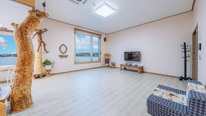 客房 (room 201) | 1 間睡房