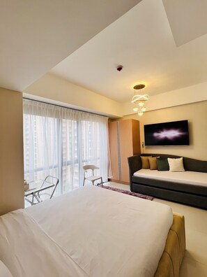 1 bedroom, iron/ironing board, WiFi, bed sheets - Casa Bella - Your home in the City
Walking distance to Venice grand canal mall (Taguig)