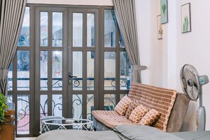 Living area - Green Hoan Kiem Apartment (Hanoi)