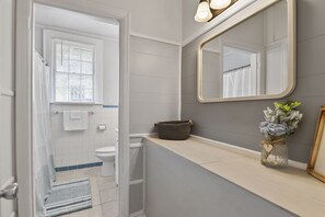 Hair dryer, towels, soap, shampoo